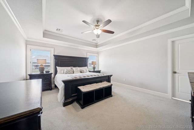 6270 N Creekwood Drive, Owasso, OK 74055