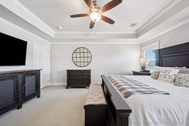 6270 N Creekwood Drive, Owasso, OK 74055