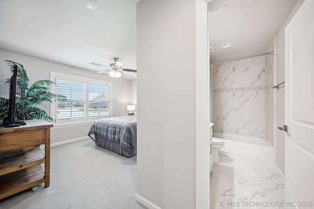 6270 N Creekwood Drive, Owasso, OK 74055