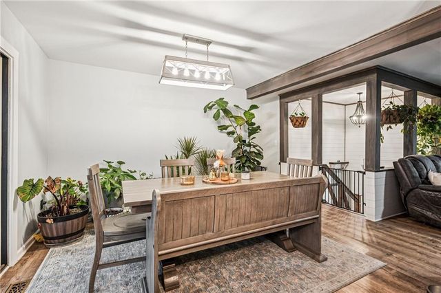 21121 S CLEVELAND Avenue, Belton, MO 64012