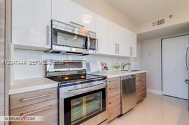 19195 NE 36th Ct 905, Aventura, FL 33180