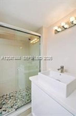 19195 NE 36th Ct 905, Aventura, FL 33180