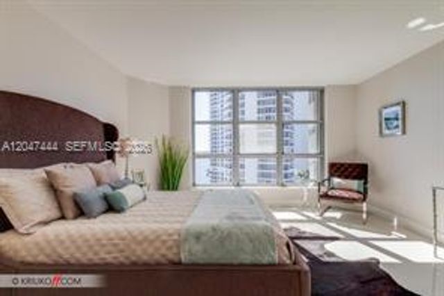 19195 NE 36th Ct 905, Aventura, FL 33180