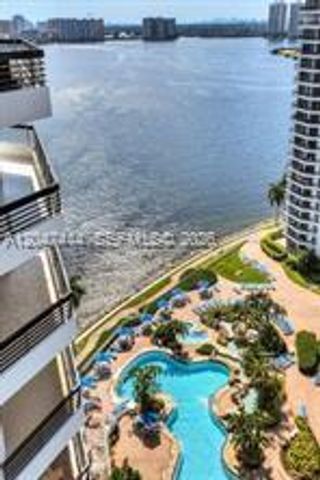 19195 NE 36th Ct 905, Aventura, FL 33180