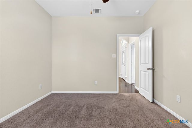 8900 Viewpark Lane, Killeen, TX 76542