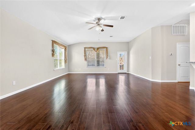 8900 Viewpark Lane, Killeen, TX 76542