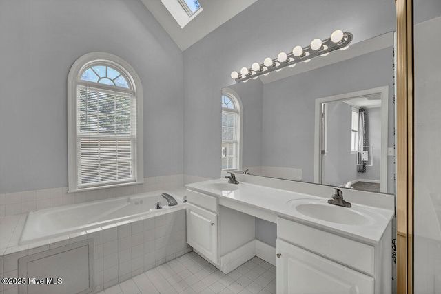 5413 Whaler Way, Wilmington, NC 28409