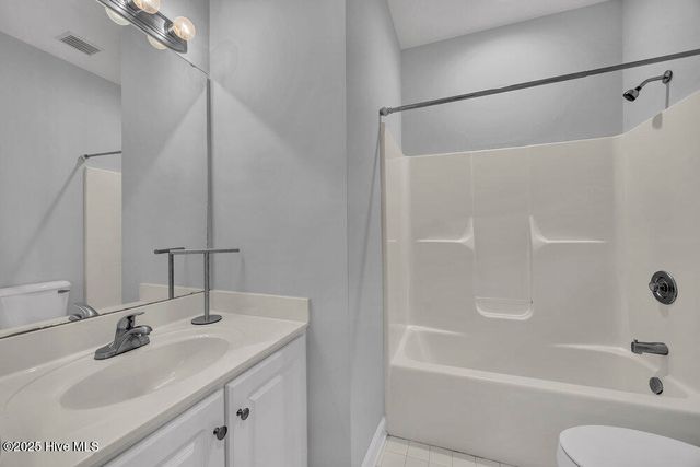 5413 Whaler Way, Wilmington, NC 28409