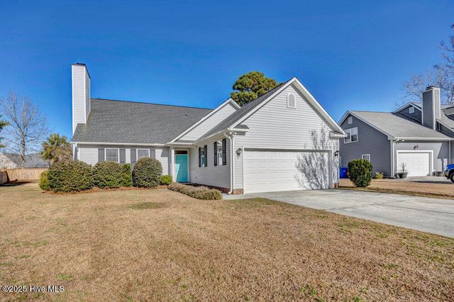 5413 Whaler Way, Wilmington, NC 28409