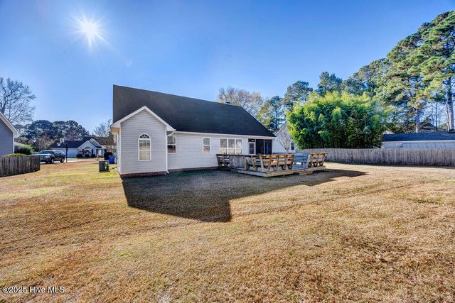 5413 Whaler Way, Wilmington, NC 28409