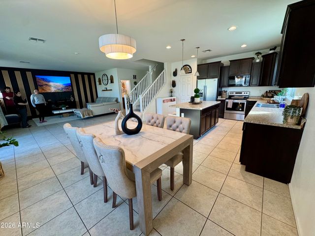 12202 W DEL RIO Lane, Avondale, AZ 85323