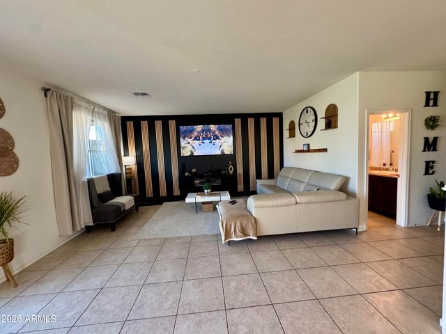 12202 W DEL RIO Lane, Avondale, AZ 85323