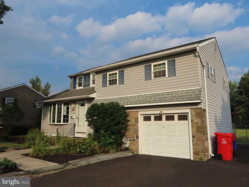 335 GIBSON AVE, WARMINSTER, PA 18974 — photo 3