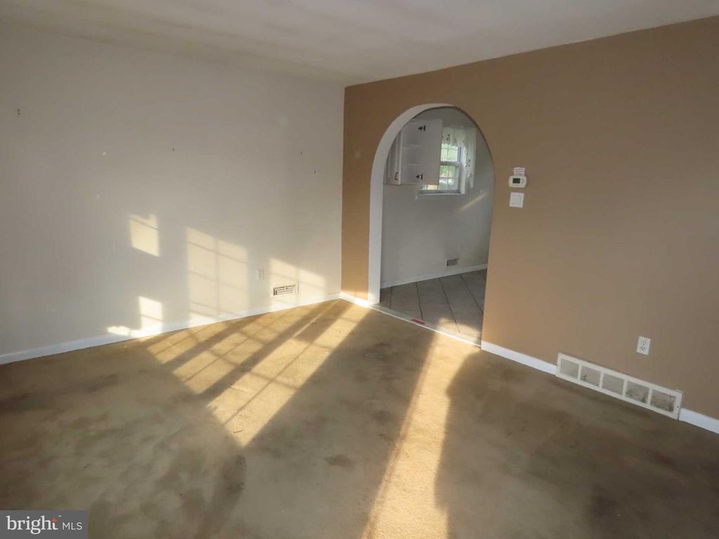 335 GIBSON AVE, WARMINSTER, PA 18974 — photo 5