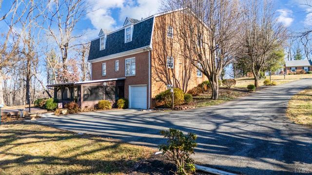 103 Chesterfield Road, Lynchburg, VA 24502