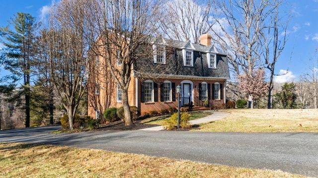 103 Chesterfield Road, Lynchburg, VA 24502