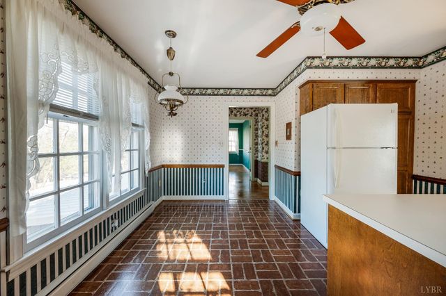 103 Chesterfield Road, Lynchburg, VA 24502