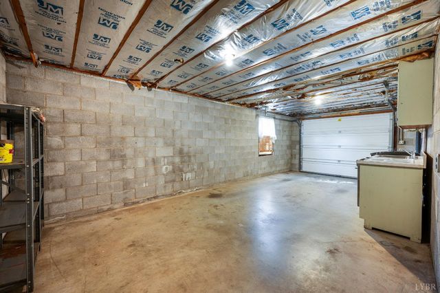 103 Chesterfield Road, Lynchburg, VA 24502