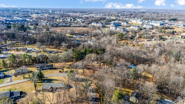 103 Chesterfield Road, Lynchburg, VA 24502