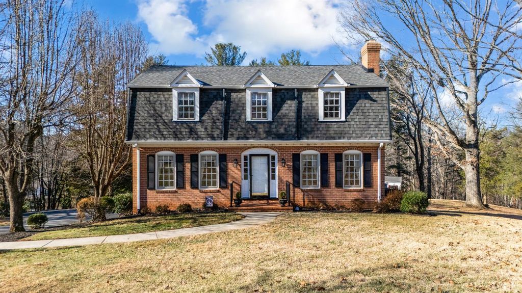 103 Chesterfield Road, Lynchburg, VA 24502