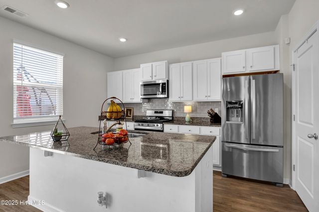 425 Tributary Circle, Wilmington, NC 28401