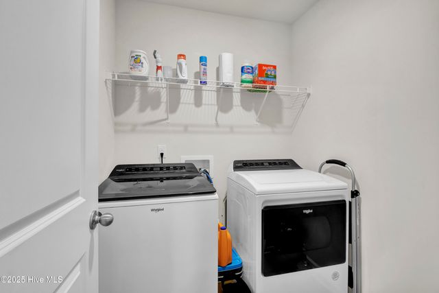 425 Tributary Circle, Wilmington, NC 28401