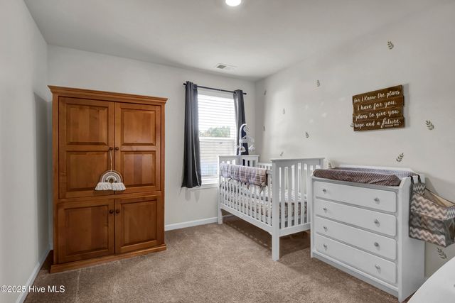 425 Tributary Circle, Wilmington, NC 28401