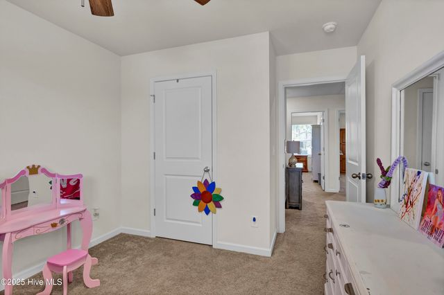 425 Tributary Circle, Wilmington, NC 28401