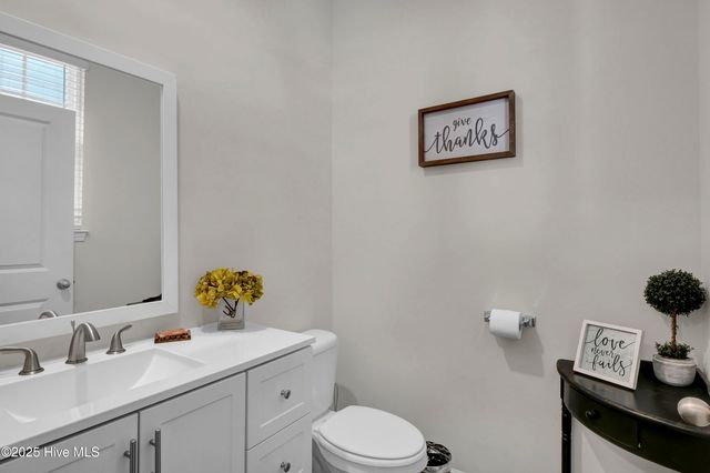 425 Tributary Circle, Wilmington, NC 28401