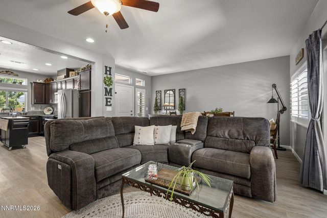 2203 Windrow Drive, Fernley, NV 89408