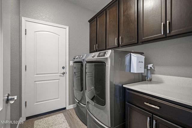 2203 Windrow Drive, Fernley, NV 89408