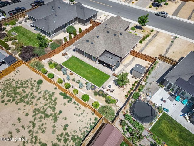 2203 Windrow Drive, Fernley, NV 89408