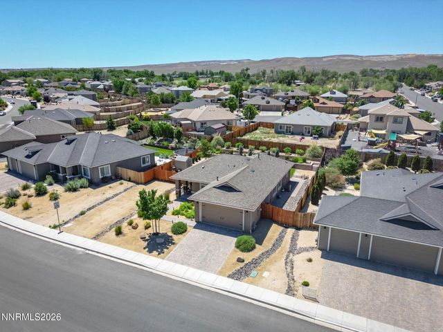 2203 Windrow Drive, Fernley, NV 89408