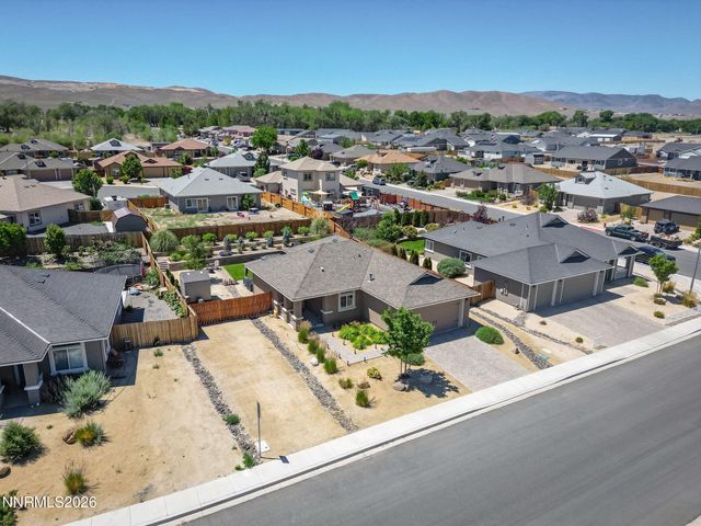2203 Windrow Drive, Fernley, NV 89408