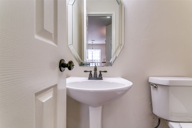 1649 Bennington Drive, Carrollton, TX 75007