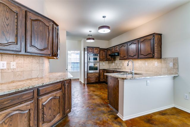 1649 Bennington Drive, Carrollton, TX 75007