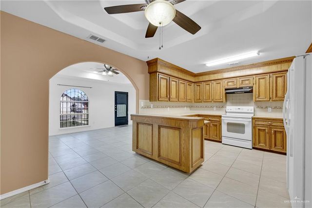 211 Dove Street, San Juan, TX 78589