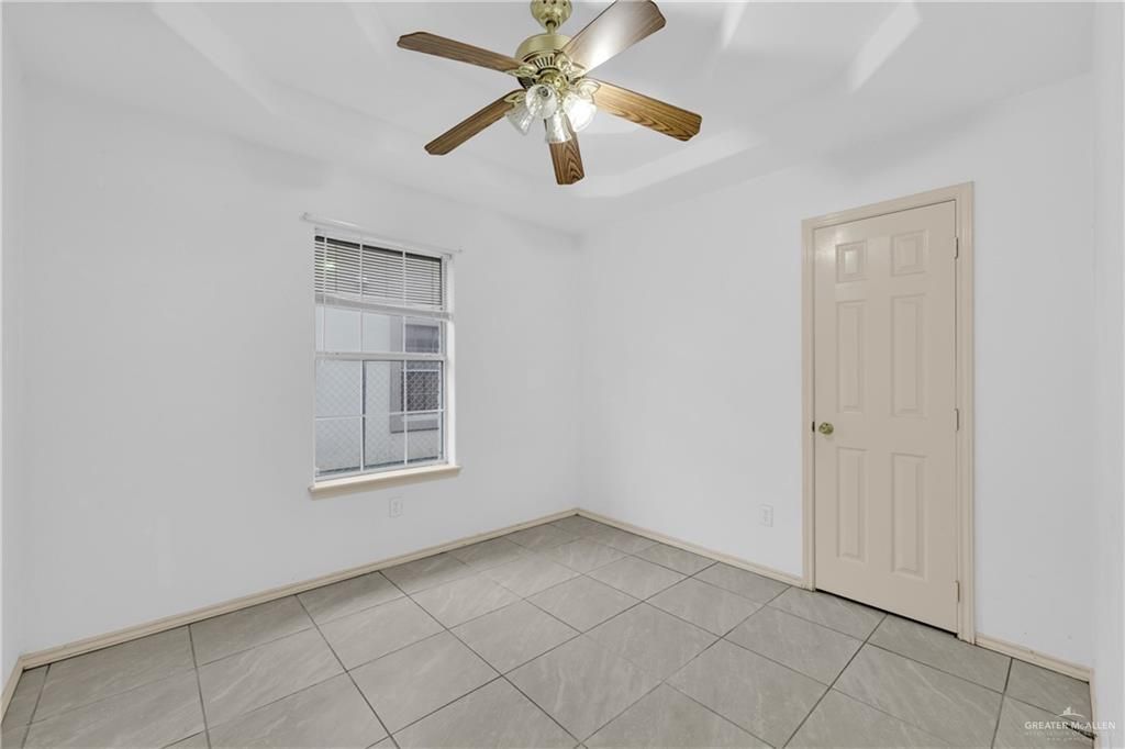 Image 18 of property listing at 211 Dove Street, San Juan, TX 78589