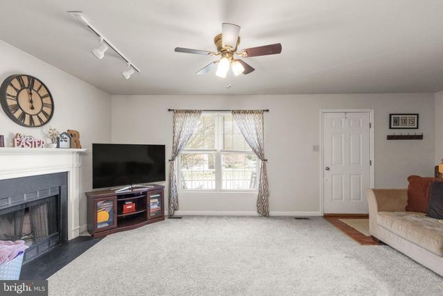 3190 VISTA CT, New Windsor, MD 21776