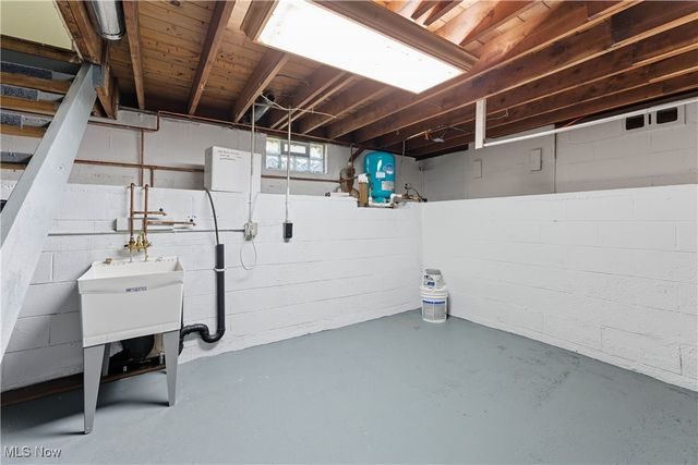 2845 Byron Drive, North Canton, OH 44720