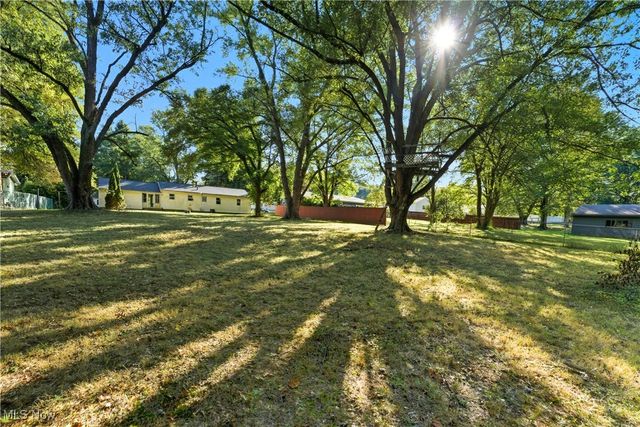 2845 Byron Drive, North Canton, OH 44720