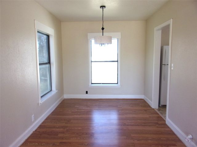 1902 W Dry Street, San Saba, TX 76877