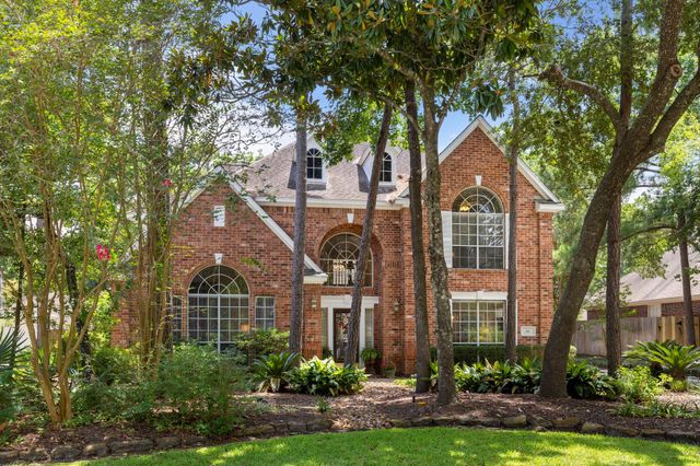 63 Driftoak Circle, The Woodlands, TX 77381