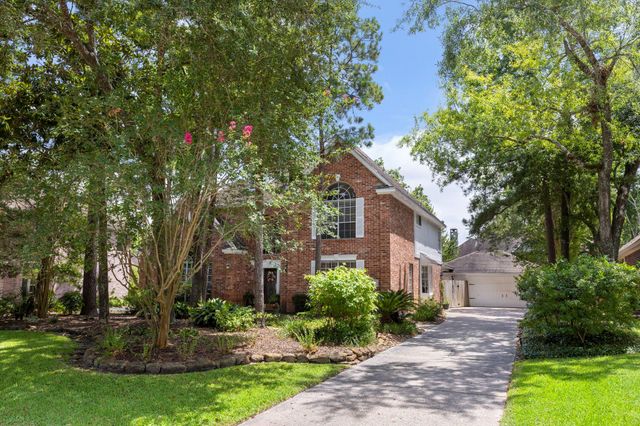63 Driftoak Circle, The Woodlands, TX 77381