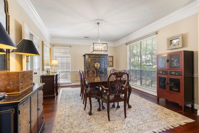 63 Driftoak Circle, The Woodlands, TX 77381