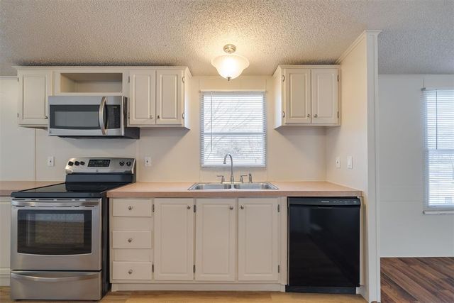 1617 142nd Avenue, Norman, OK 73026