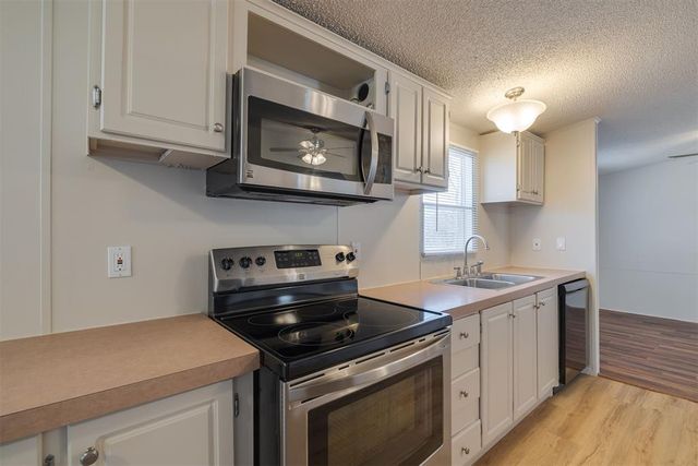 1617 142nd Avenue, Norman, OK 73026