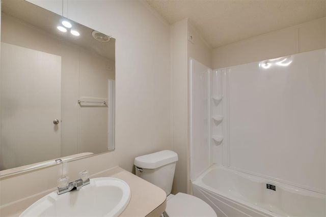 1617 142nd Avenue, Norman, OK 73026