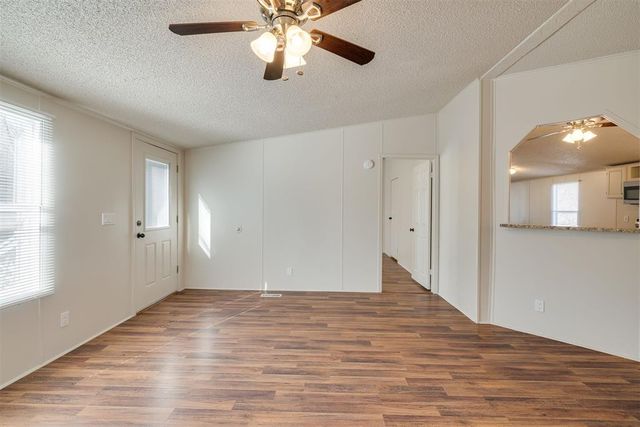 1617 142nd Avenue, Norman, OK 73026