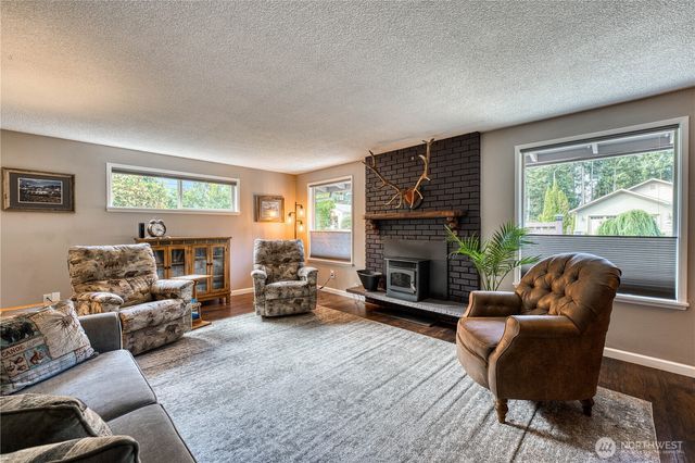 127 Sunset Place, Sequim, WA 98382